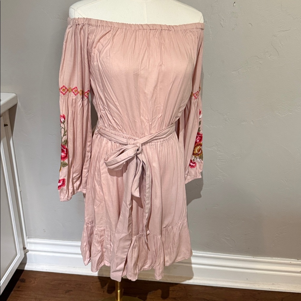 Feathers Made in India Pink Off the Shoulder Embroidered Shift Dress Boho (h1)